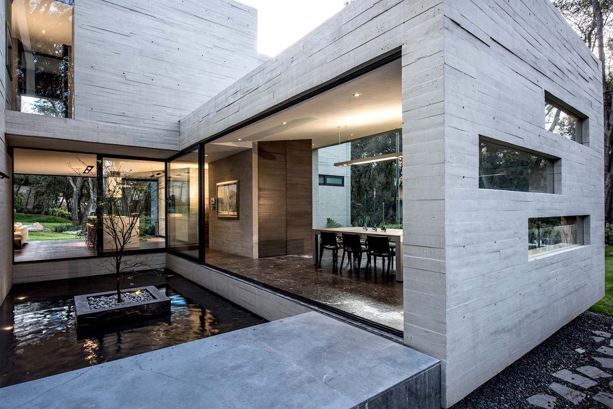 Q-furniture Concrete Manufacturer Gives Advices For Using The Concrete In Construction