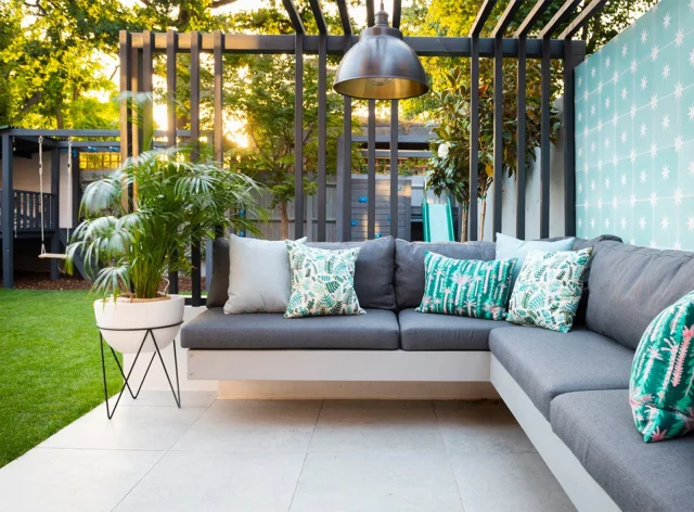 Structured Outdoor Rooms